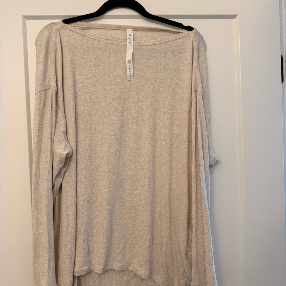 Lululemon Women's Cream Long Sleeve Top